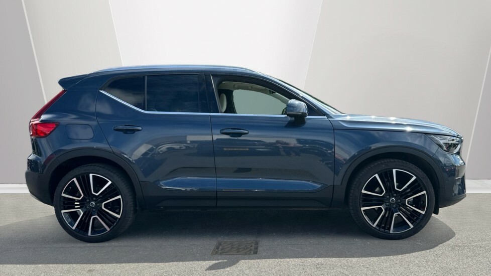 Volvo XC40 Ultra, B4 Mild Hybrid, Bright Blue #3
