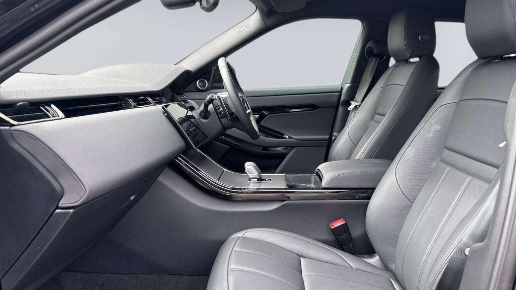 Land Rover Range Rover Evoque 2.0 D200 Dynamic Se 2024 Black #2
