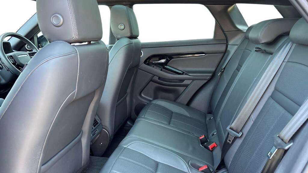 Land Rover Range Rover Evoque 2.0 D200 Dynamic Hse 2025 KU25WZK Black #4