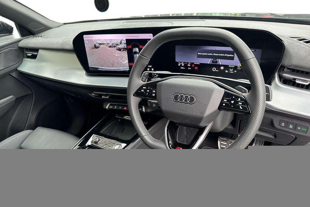 Audi Q3 1.5 E-hybrid S Line S Tronic 2025 BD75HCP Black #6