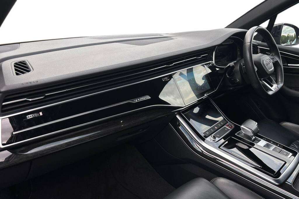 Audi Q7 Sq7 Tfsi Quattro Black Edition Tiptronic 2022 WR22KKP Black #2