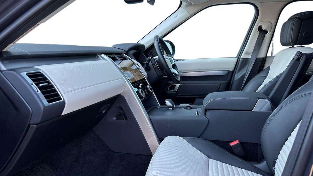 Land Rover Discovery 3.0 D350 Dynamic Hse 2024 KW74GZZ Blue #2