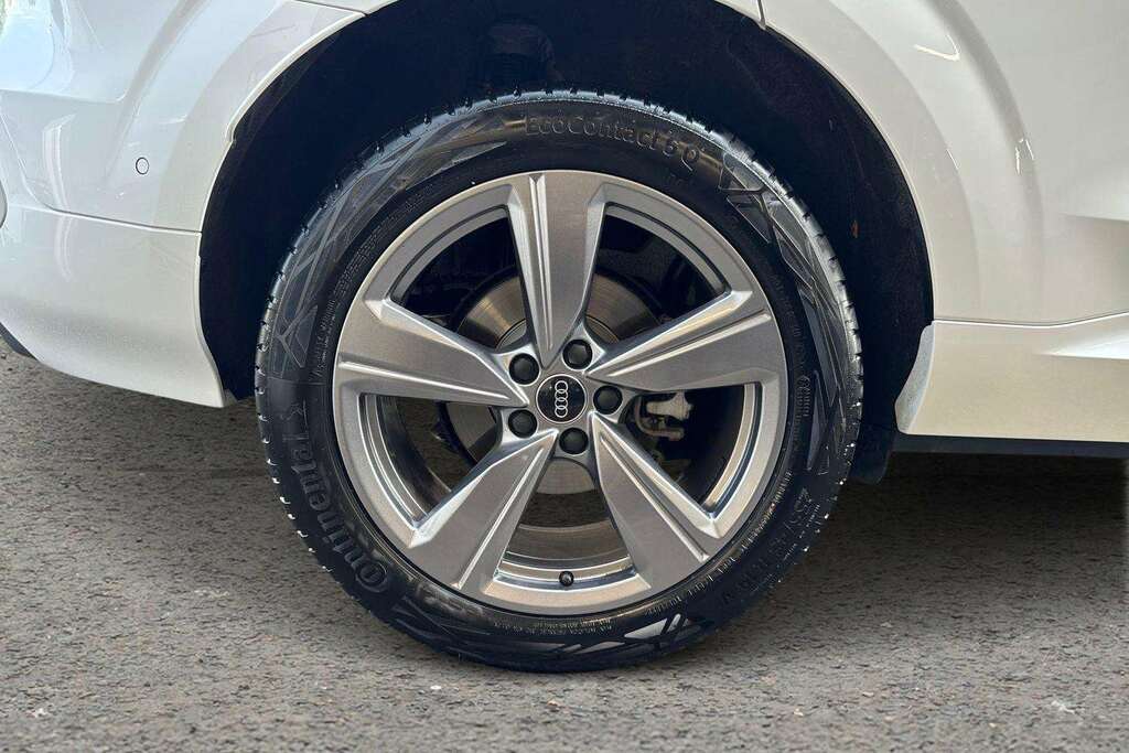 Audi Q3 1.5 Tfsi S Line S Tronic 2026 BK26KYG White #5