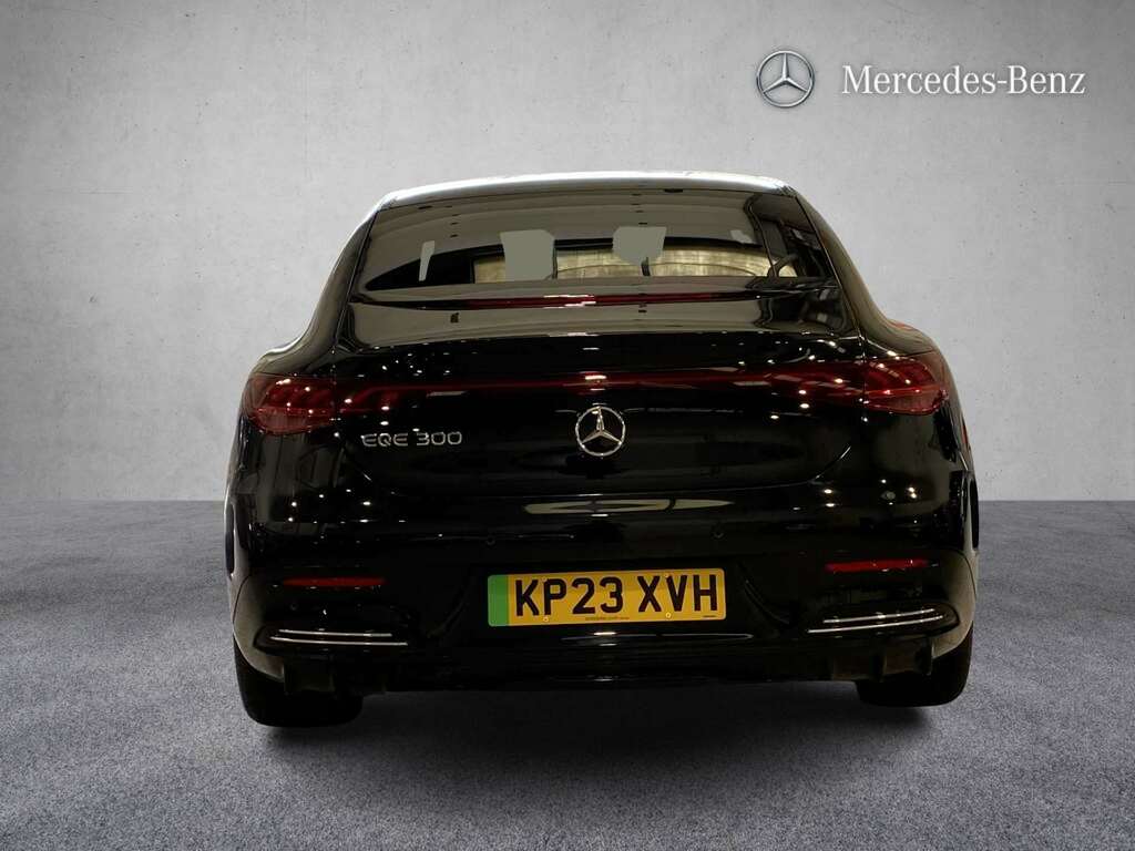 Mercedes-Benz EQE 300 180Kw Amg Line Premium Plus 89Kwh 202 KP23XVH Black #4