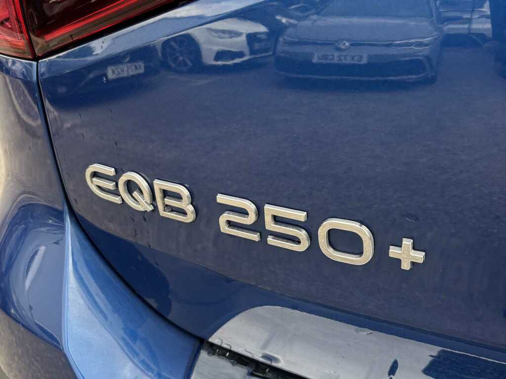 Mercedes-Benz EQB Eqb 250 140Kw Amg Line Premium 70.5Kwh KS75WCT White #23