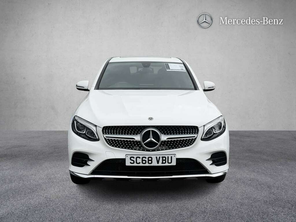 Mercedes-Benz GLC Class Glc 250 4Matic Amg Line Premium 9G-tronic 2018 White