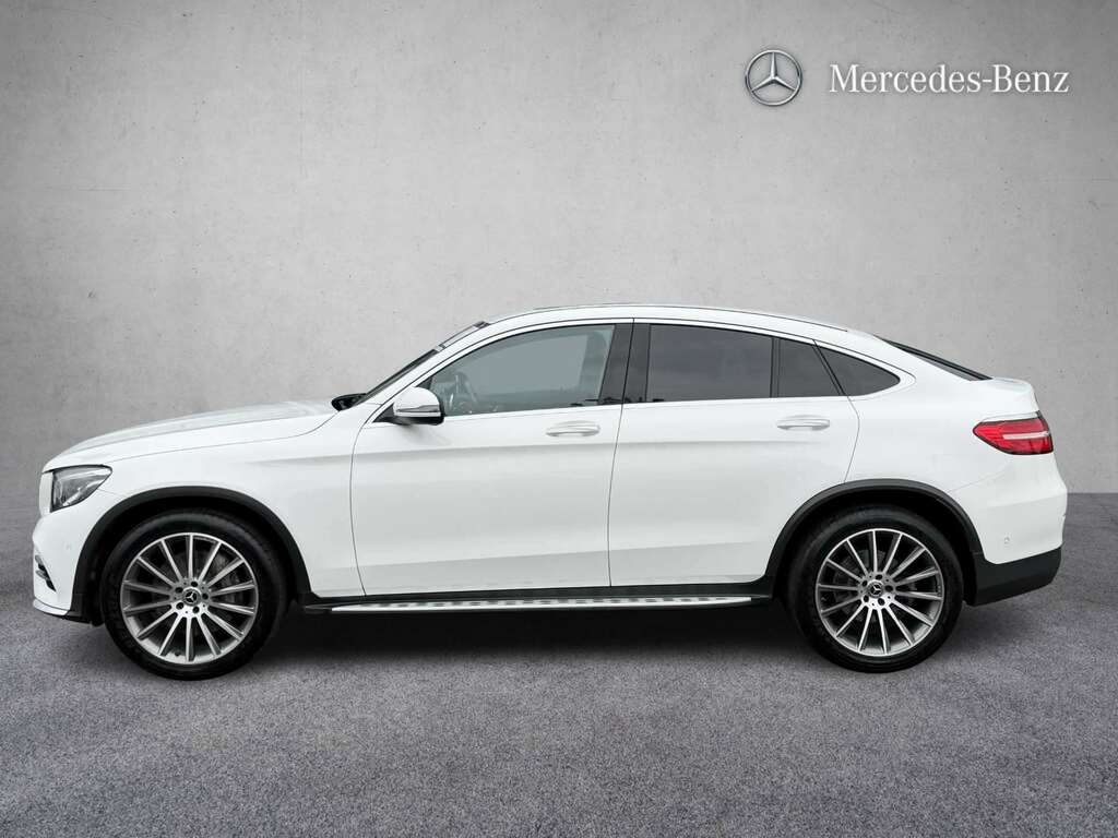 Mercedes-Benz GLC Class Glc 250 4Matic Amg Line Premium 9G-tronic 2018 SC68VBU White #2