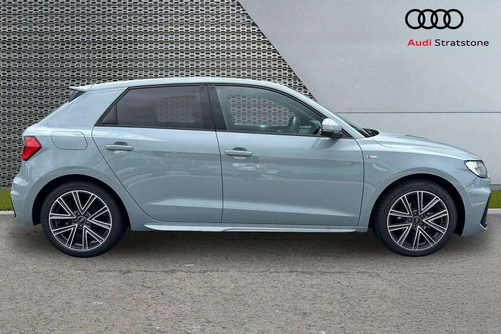 Audi A1 25 Tfsi S Line S Tronic 2026 MV26GZX Grey #3