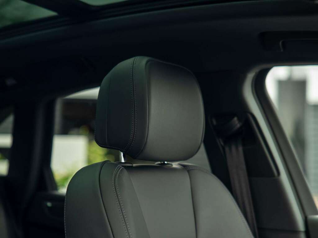 Porsche Macan 2.0 2026 FJ26SXU Silver #2