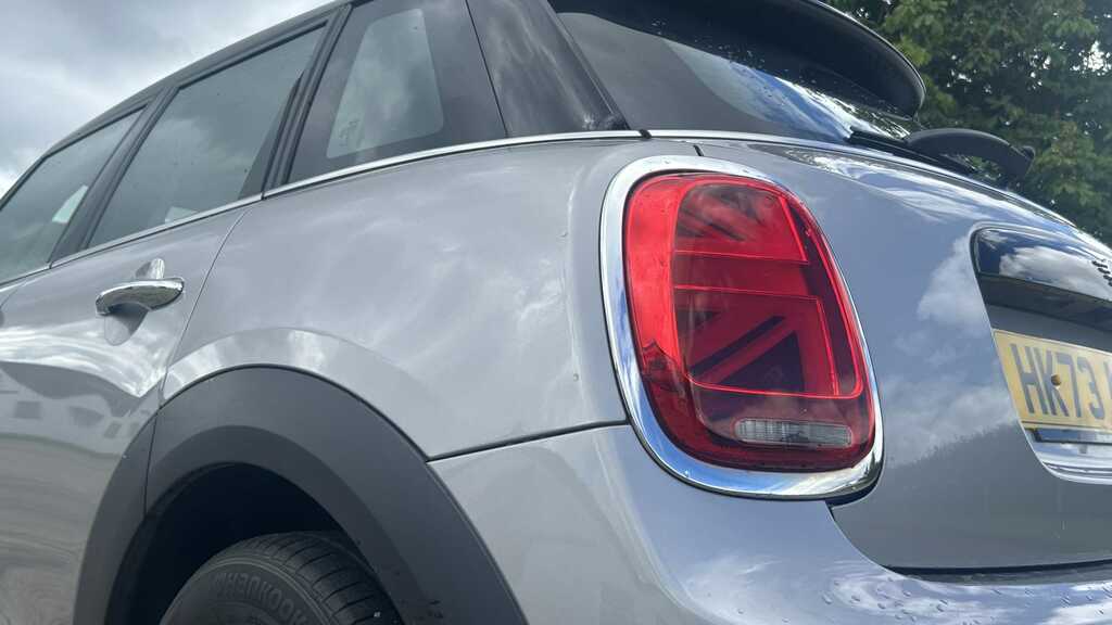 Mini Hatch 1.5 C Classic 2023 HK73AYA Silver #6