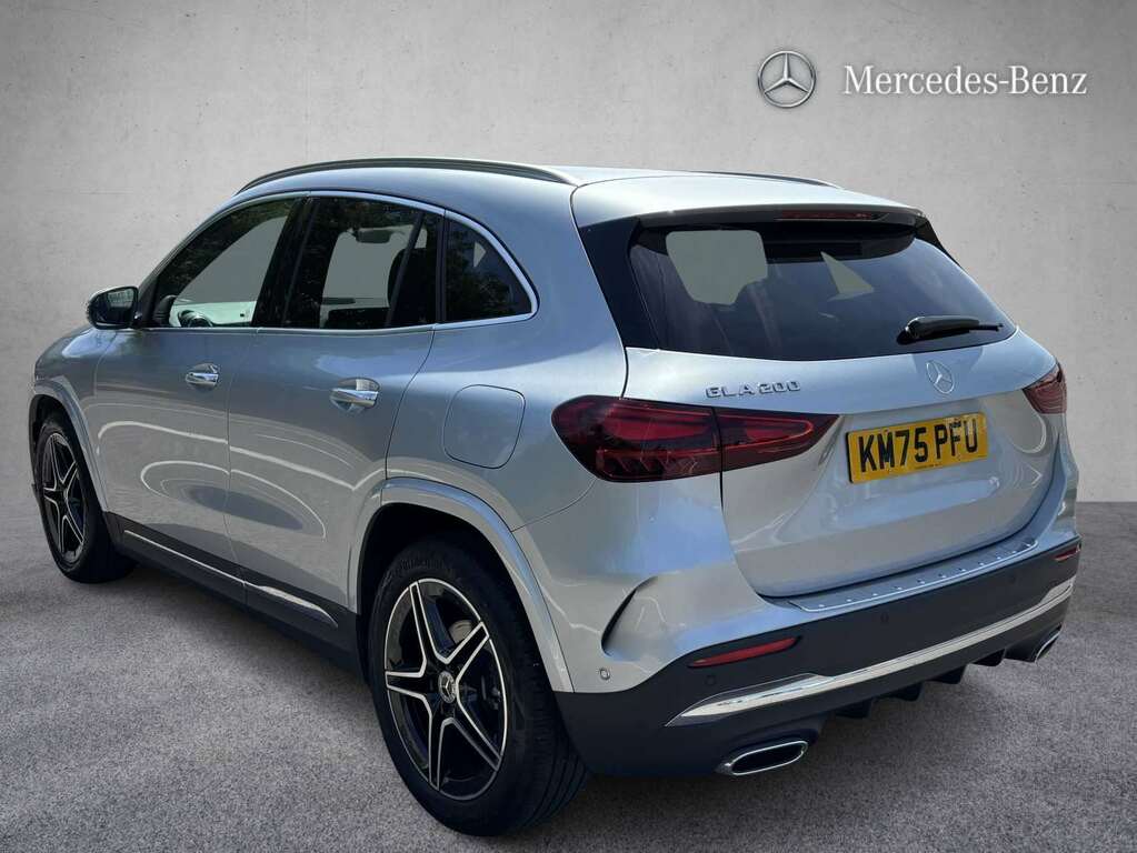 Mercedes-Benz GLA Class 200 Amg Line Executive 2025 KM75PFU Silver #2