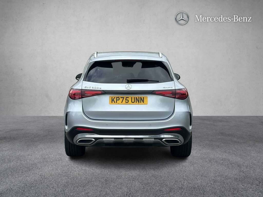 Mercedes-Benz GLC Class 300E 4Matic Amg Line 9G-tronic 2025 KP75UNN Silver #3