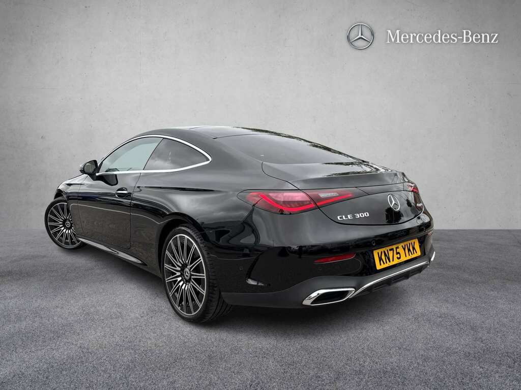 Mercedes-Benz CLE Class 300 4Matic Amg Line Premium 9G-tronic 2025 Black