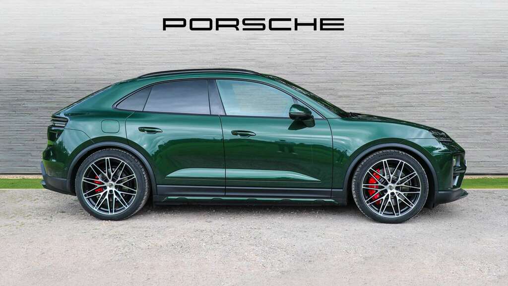 Porsche Macan Turbo 2025 2026 MX26YMR Green #6