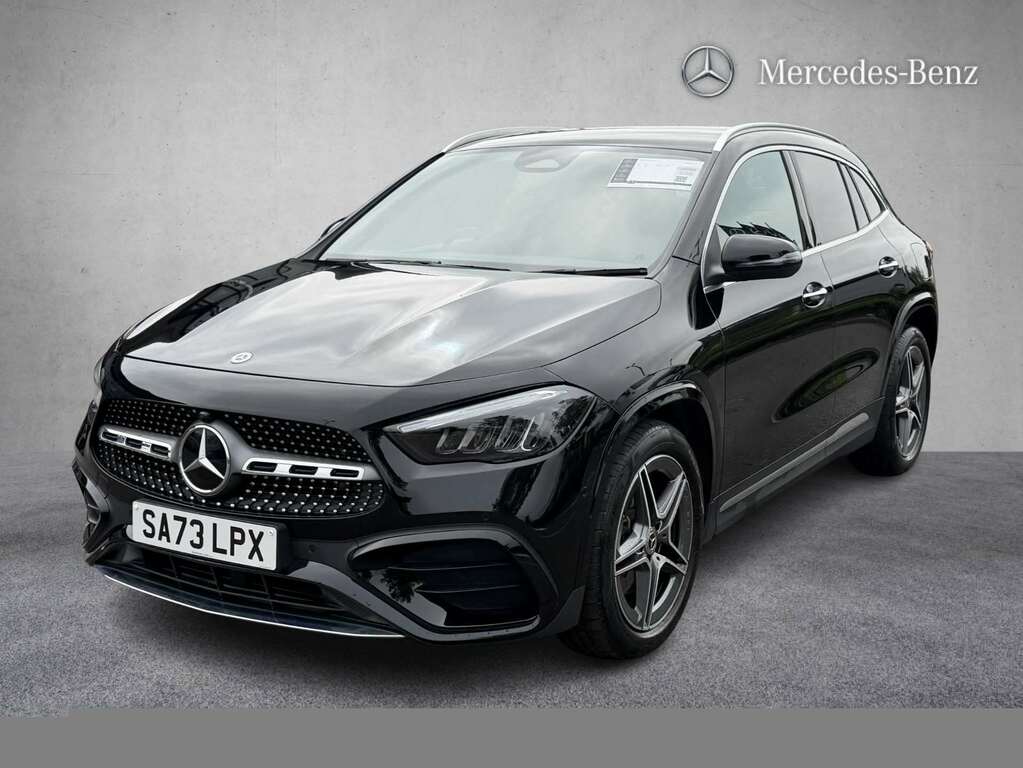 Mercedes-Benz GLA Class 200 Amg Line Executive 2023 Black #3