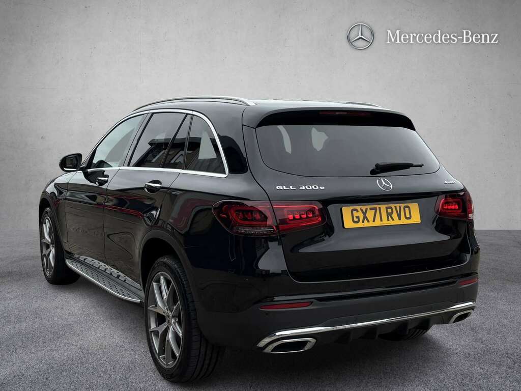 Mercedes-Benz GLC Class 300E 4Matic Amg Line Prem Plus 9G-tronic 2021 GX71RVO Black #2