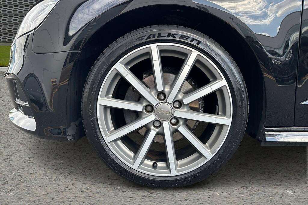 Audi A3 30 Tdi 116 Black Edition 2019 Black #4