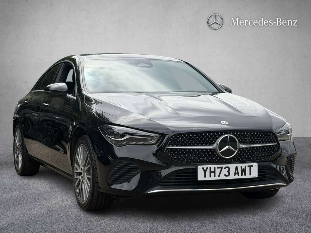 Mercedes-Benz CLA Class 180 Sport Executive Tip 2024 YH73AWT Black #4