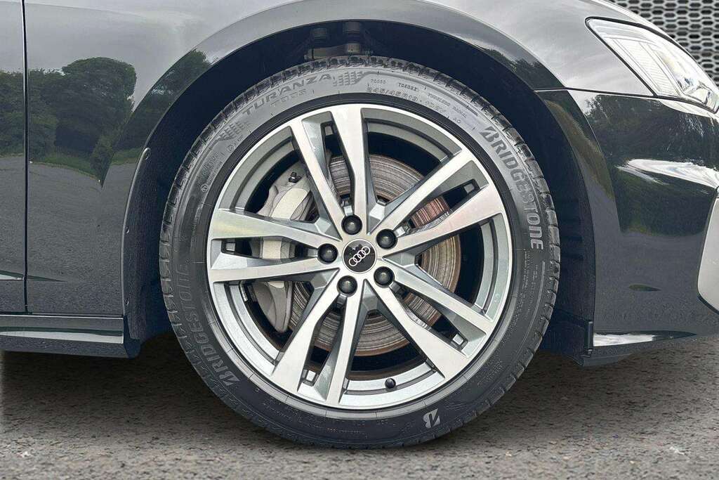 Audi A6 50 Tfsi E Quattro S Line S Tronic 2025 Black #4
