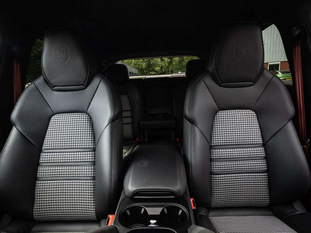 Porsche Cayenne S Coup 2025 Brown #4