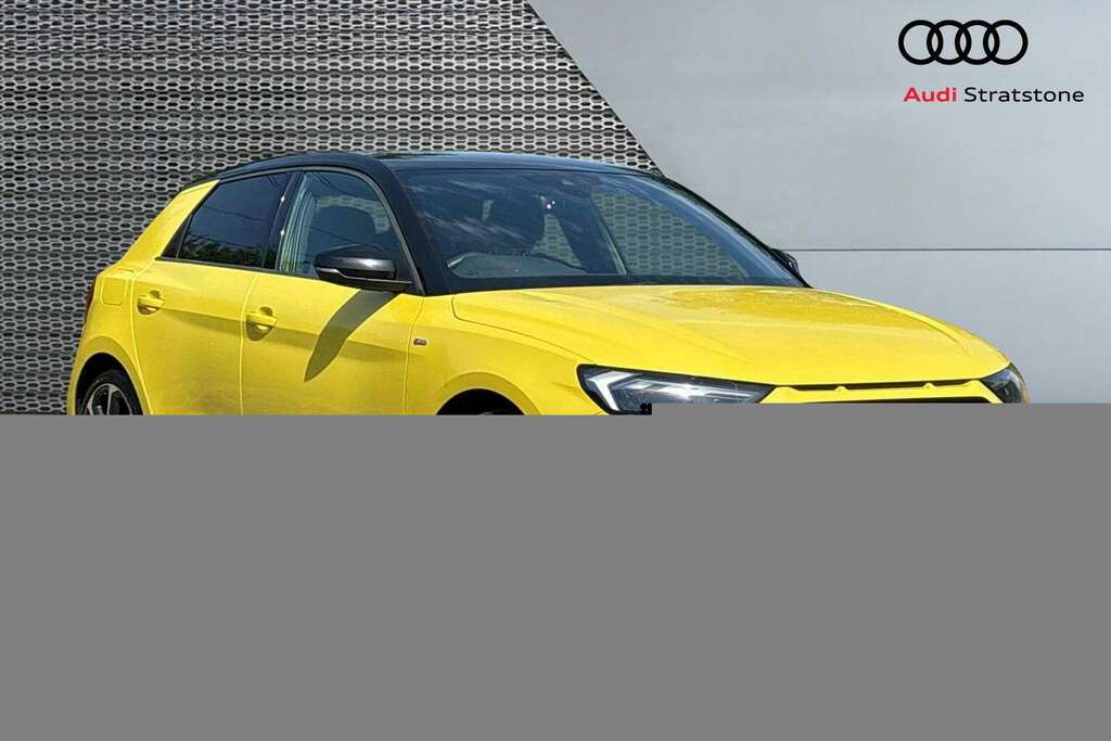 Audi A1 35 Tfsi S Line Contrast Edition S Tronic 2019 Yellow