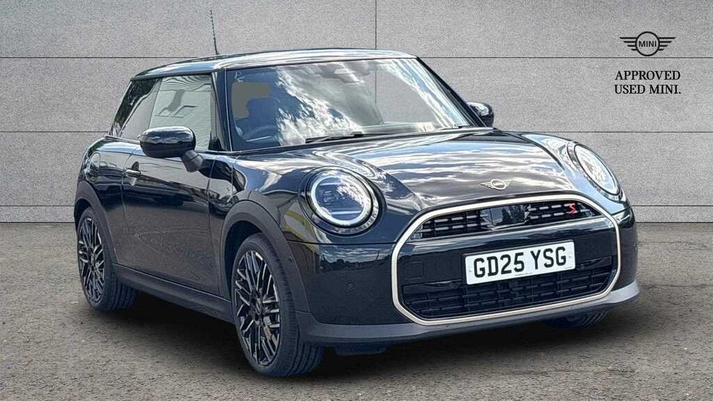 Mini Hatch 2.0 S Exclusive 2025 Black
