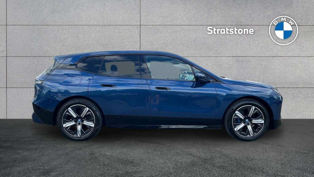 BMW iX 240Kw Xdrive40 M Sport Edition 76.6Kwh 20 YB72UKS Blue #3