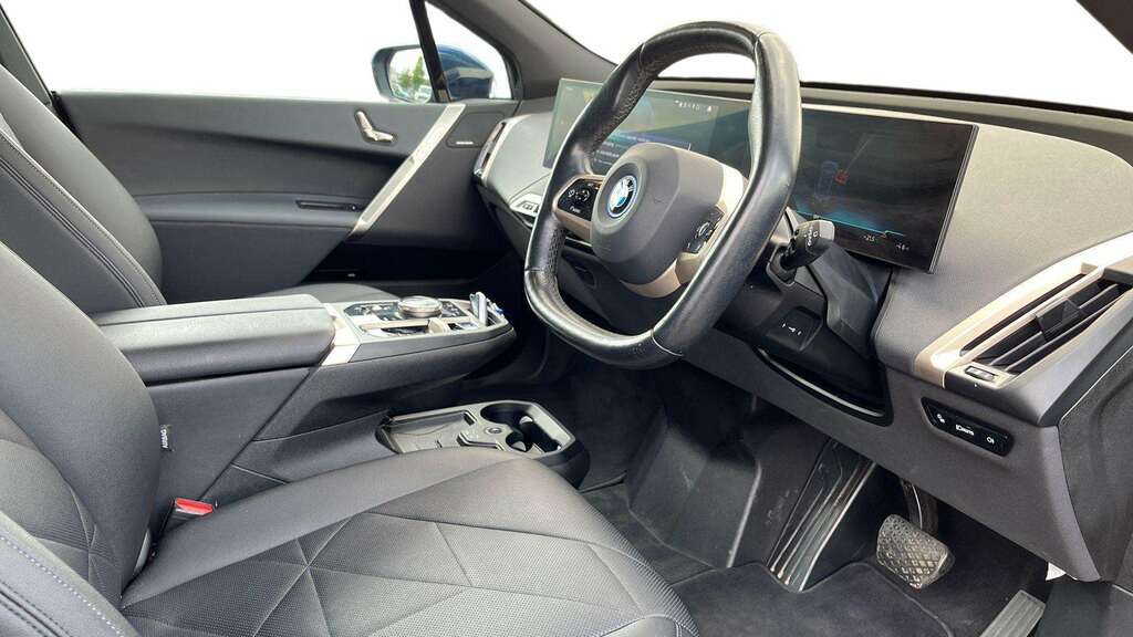 BMW iX 240Kw Xdrive40 M Sport Edition 76.6Kwh 20 YB72UKS Blue #5
