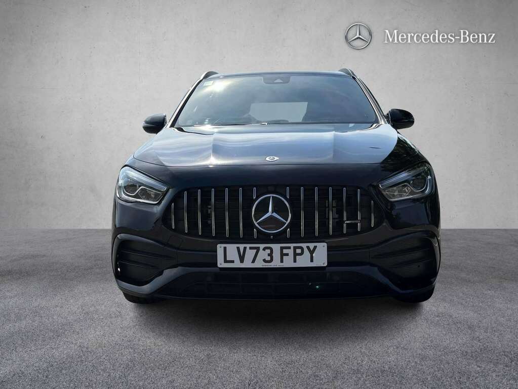 Mercedes-Benz GLA Class 35 4Matic Premium 2023 Black #4