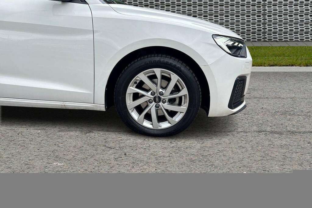 Audi A1 30 Tfsi Sport S Tronic 2024 BK74ODY White #5
