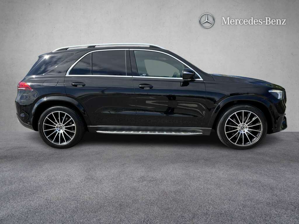 Mercedes-Benz GLE Class 400D 4Matic Amg Line Prem 9G-tronic 7 St 202 KM23TAU Black #4