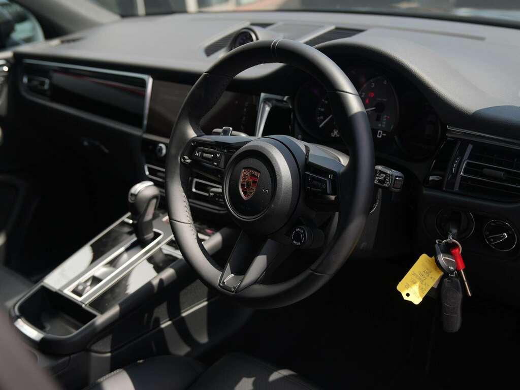 Porsche Macan S Pdk 2025 Black #6