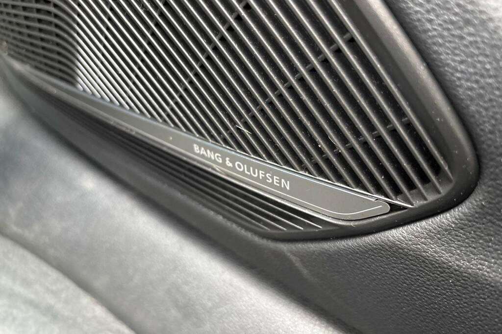 Audi RS4 Carbon Black Black #34
