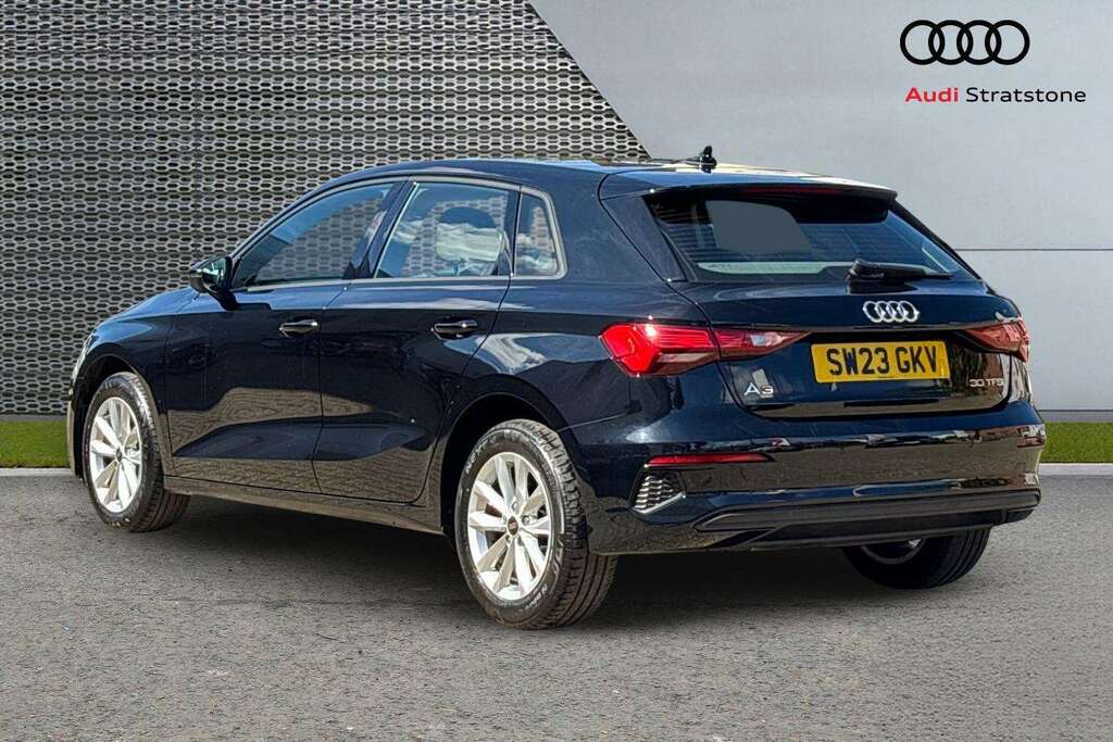 Audi A3 30 Tfsi Technik 2023 SW23GKV Black #3