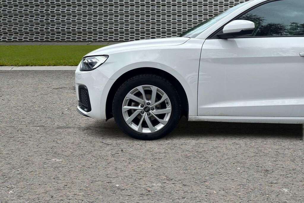 Audi A1 25 Tfsi Sport 2025 VE74TYG White #6
