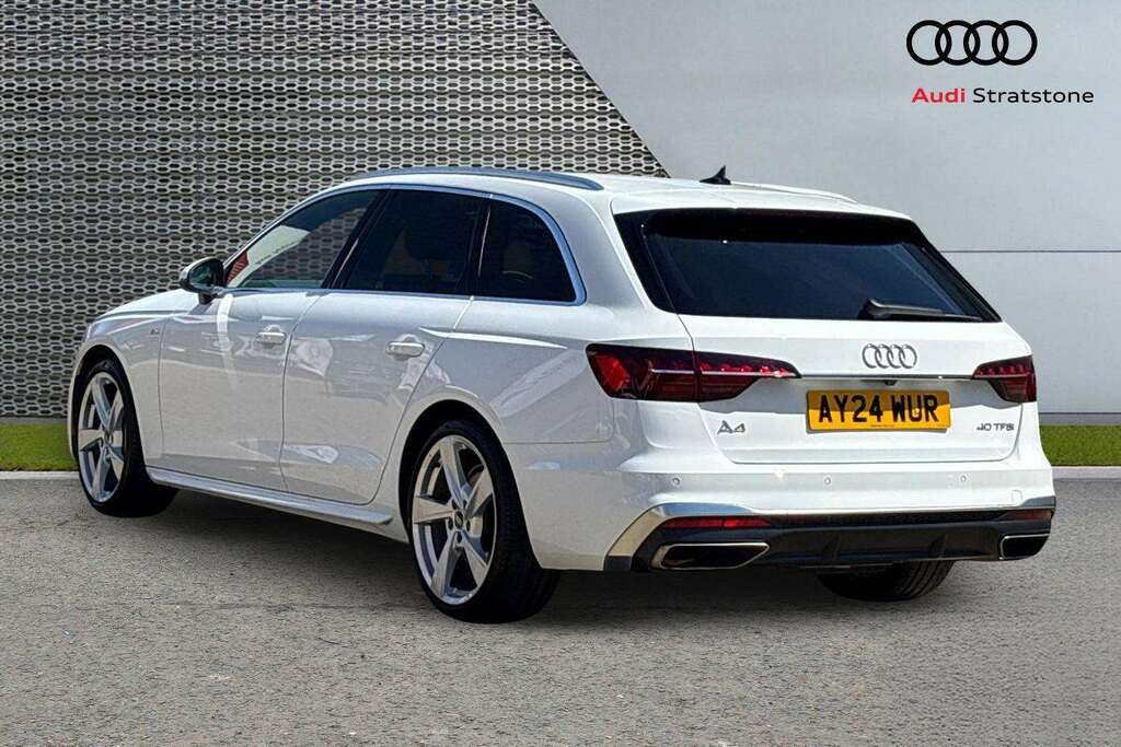 Audi A4 40 Tfsi 204 S Line S Tronic 2024 White