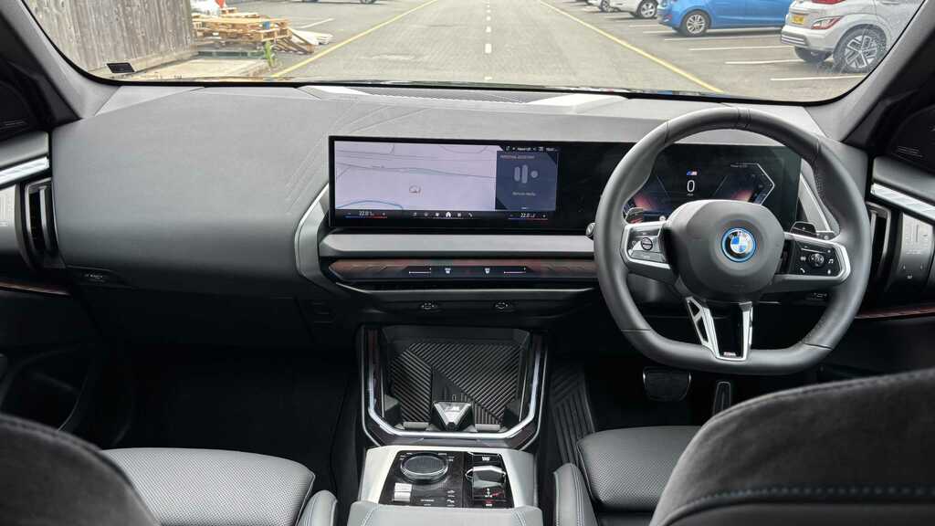 BMW X3 30E Xdrive M Sport 2025 YG75KUB Black #2