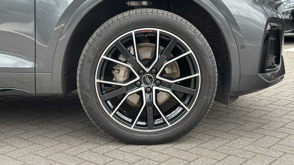Audi Q5 40 Tdi Quattro Black Edition S Tronic 2024 BT74XPJ Grey #3