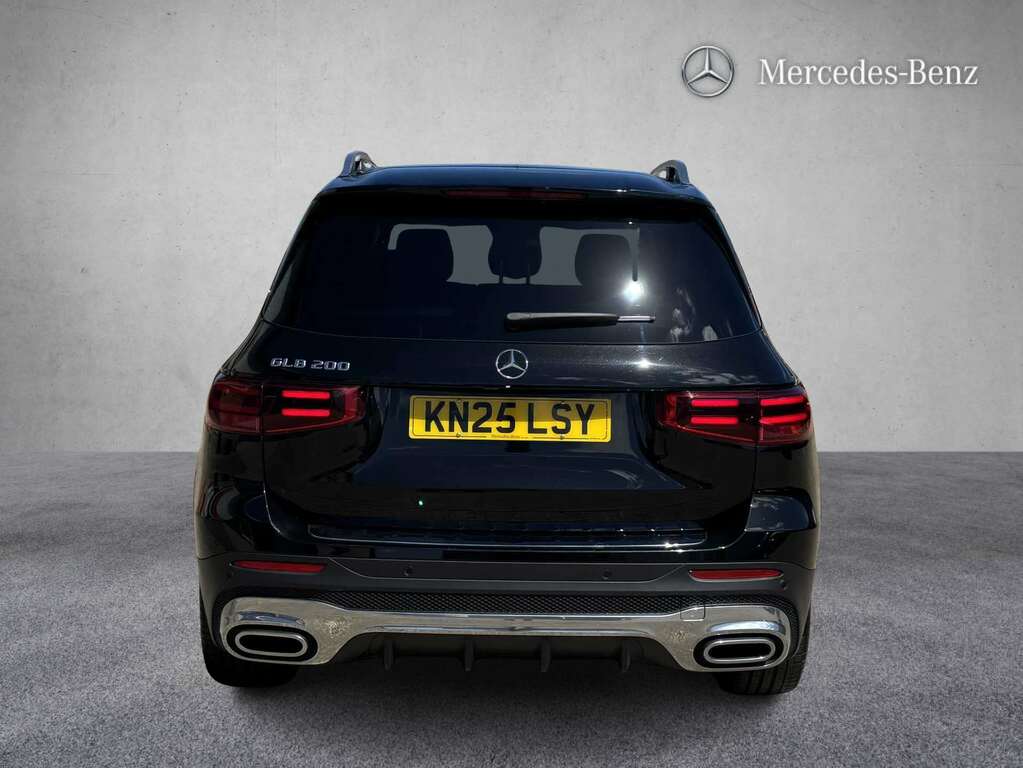 Mercedes-Benz GLB Class 200 Amg Line Executive 7G-tronic 2025 KN25LSY Black #4