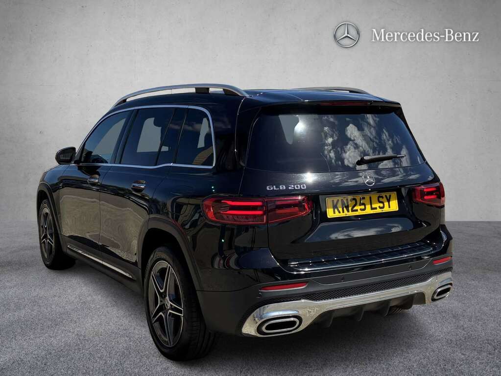 Mercedes-Benz GLB Class 200 Amg Line Executive 7G-tronic 2025 KN25LSY Black #2