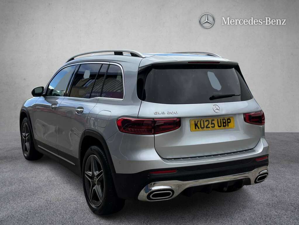 Mercedes-Benz GLB Class 200 Amg Line Executive 7G-tronic 2025 KU25UBP Silver #2