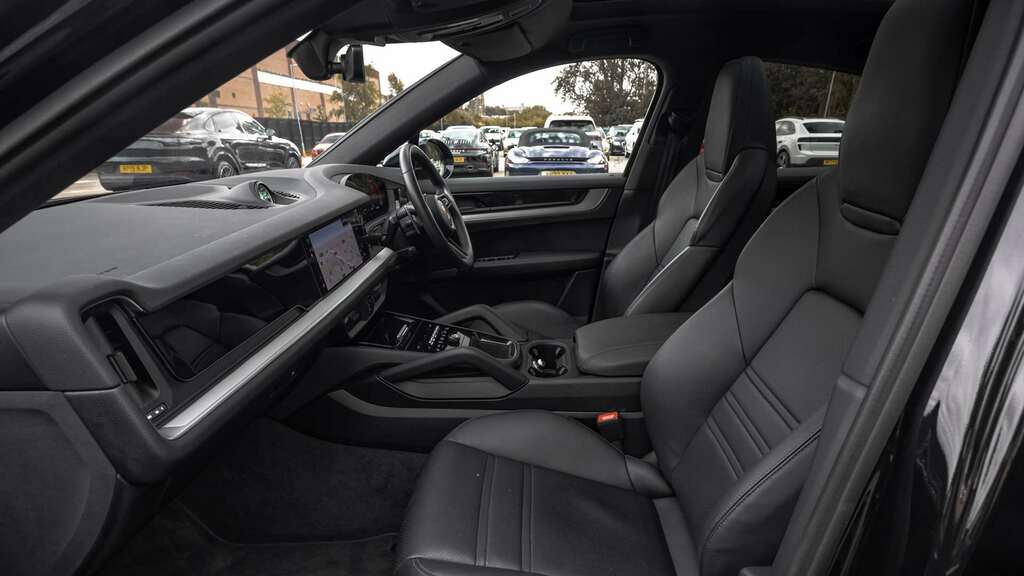 Porsche Cayenne V6 2024 BA24XUT Black #5