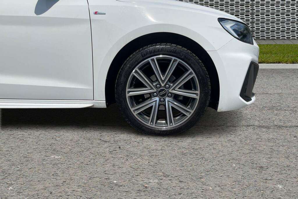 Audi A1 25 Tfsi S Line 2024 LP24NNT White #4