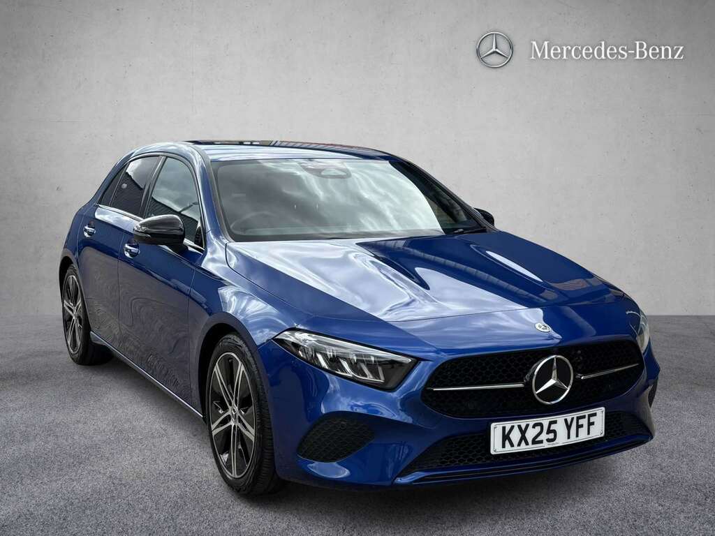 Mercedes-Benz A Class A180 Sport Edition 2025 Blue