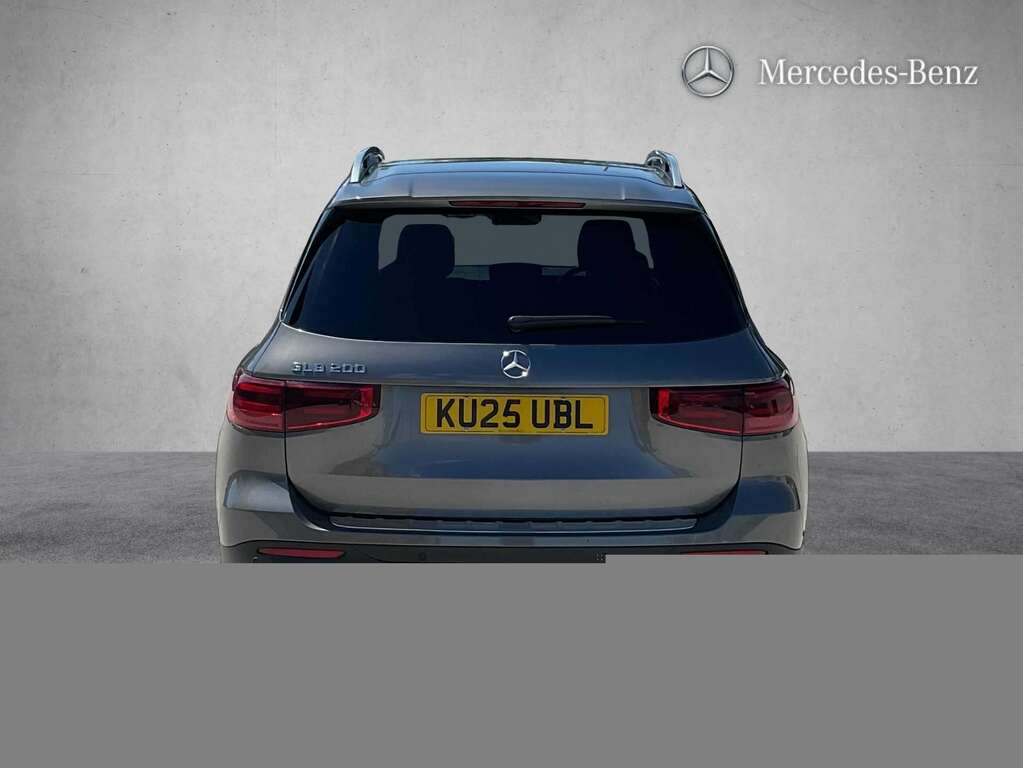 Mercedes-Benz GLB Class 200 Amg Line Executive 7G-tronic 2025 KU25UBL Grey #5