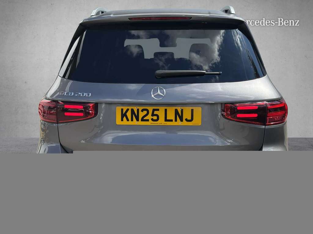 Mercedes-Benz GLB Class 200 Amg Line Executive 7G-tronic 2025 KN25LNJ Grey #3