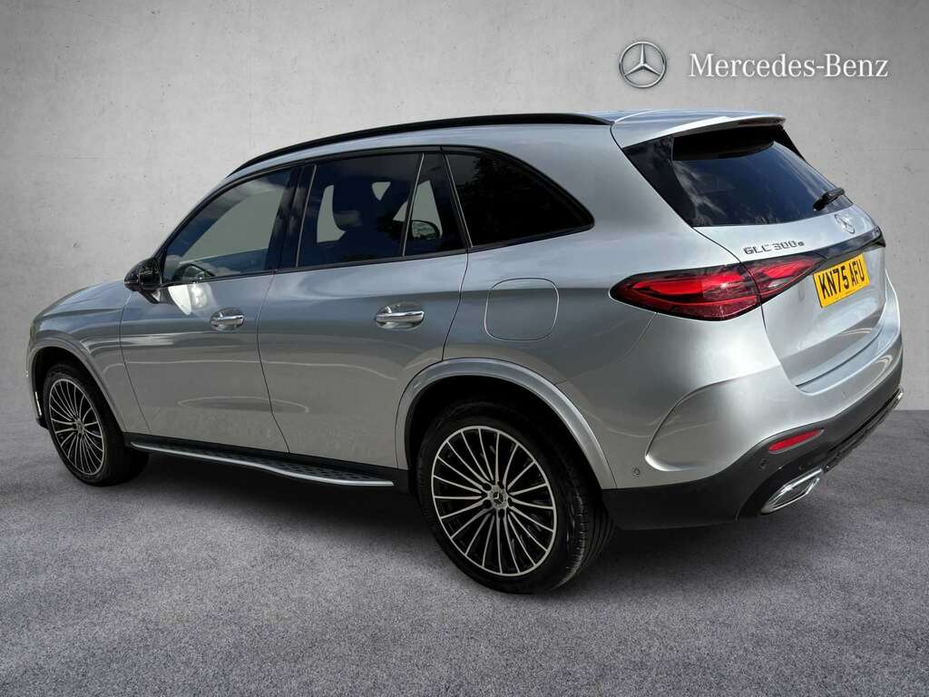 Mercedes-Benz GLC Class 300E 4Matic Amg Line Prem Plus 9G-tronic 2025 Silver