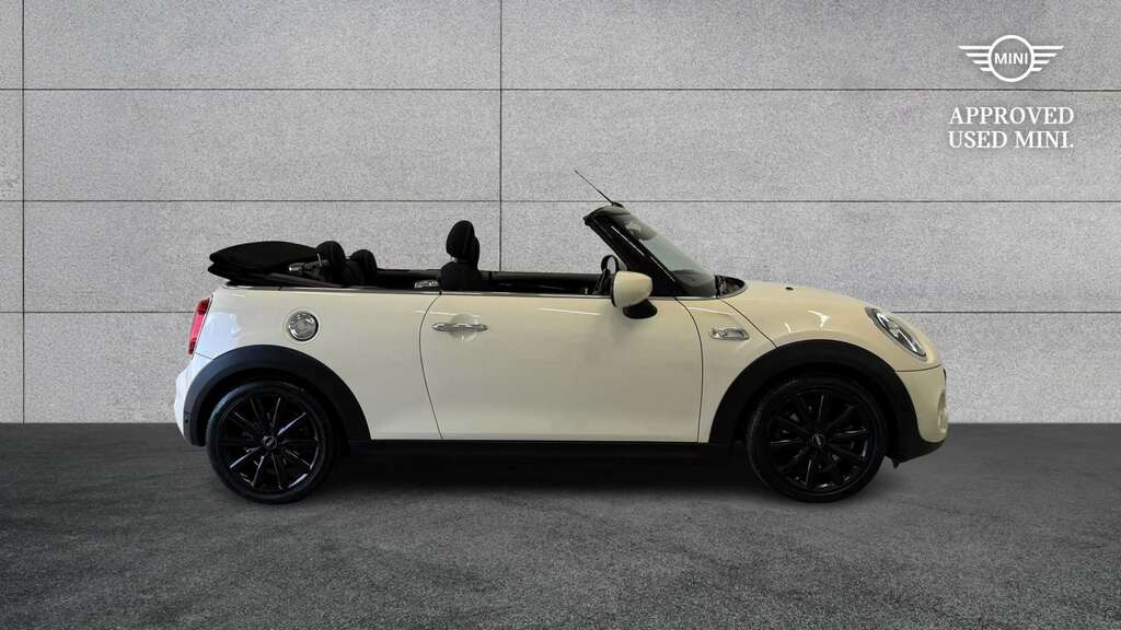 Mini Convertible 2.0 Cooper S Classic II 2020 YR20TRX White #2