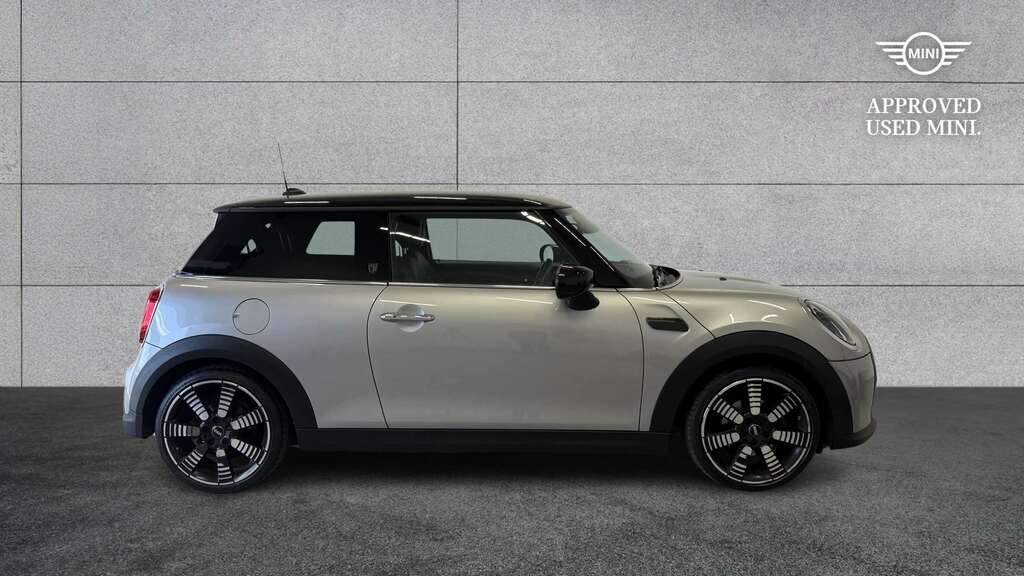 Mini Hatch 1.5 Cooper Exclusive 2023 Silver