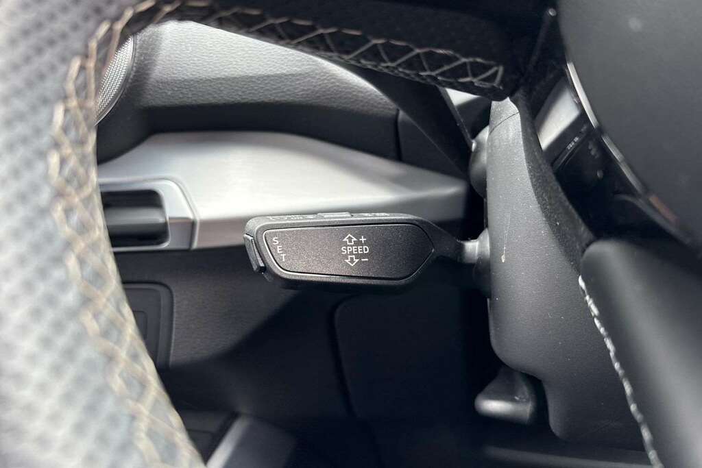 Audi Q2 Audi Estate 35 Tfsi S Line S Tronic Grey #24